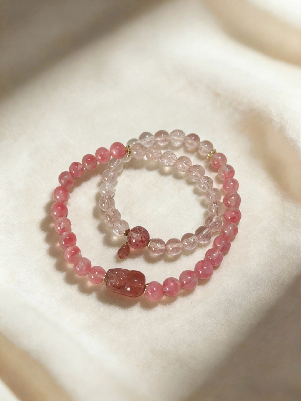 蔷薇石草莓晶手串