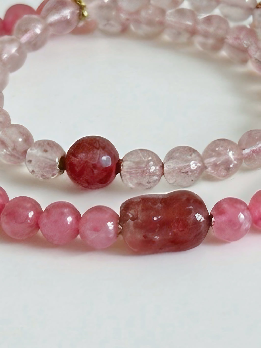 蔷薇石草莓晶手串